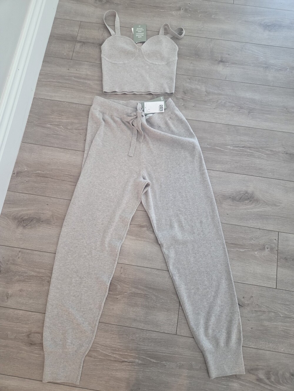 H & M Cozy Knit Crop Top & Jogger Set - Light Taupe